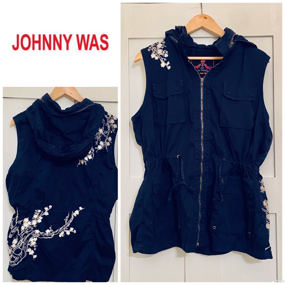 Johnny Was Navy Blue Embroidered Women's Top